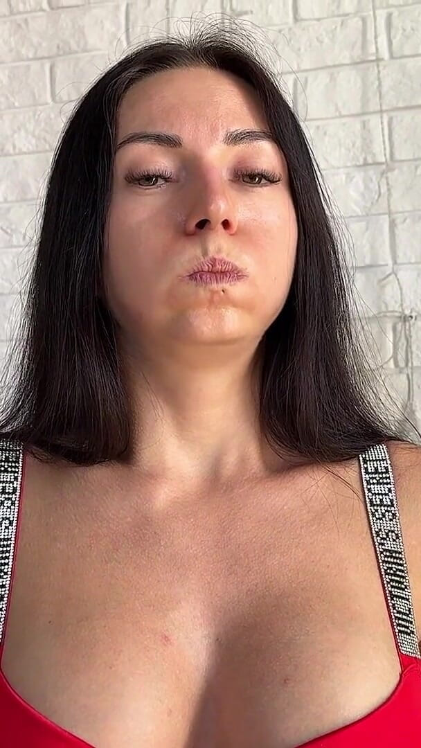 Princess Monica: Puffy Cheeks Breathplay - Deep Hold &amp; Moaning Struggle