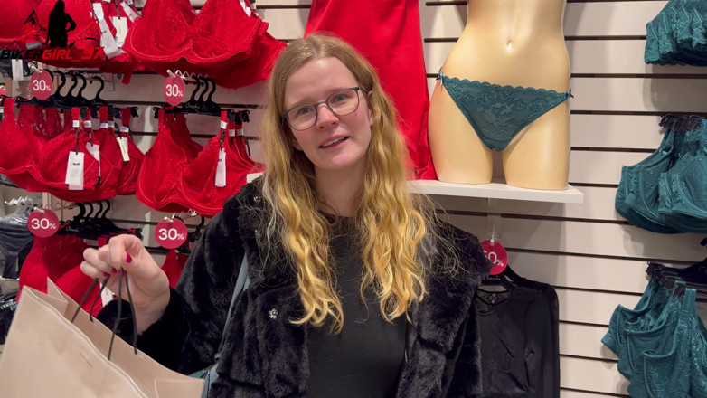 Bikergirl_97: Shopping in Sexy! with Dildo Fucking!