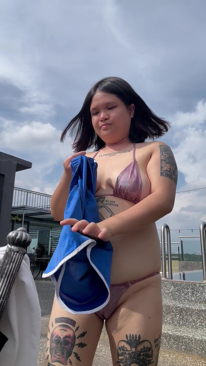 Rebelxsouls: Tombul Asyalı