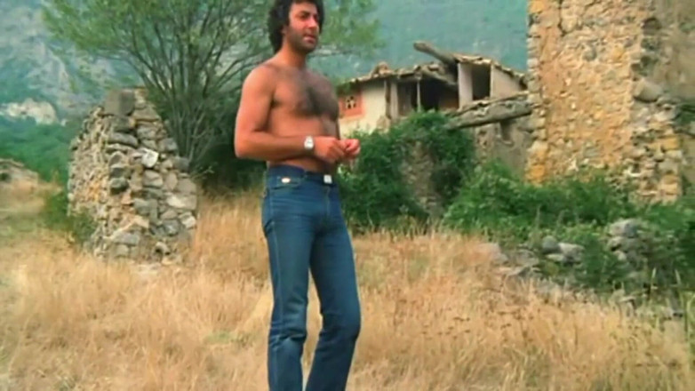 Bisco Birchwood Productions: Sexy francouzské retro - šukání láhve glory hole