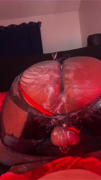 Femboy super cachonda monta cremosa en juguete sexual - momento de fisting sorpresa