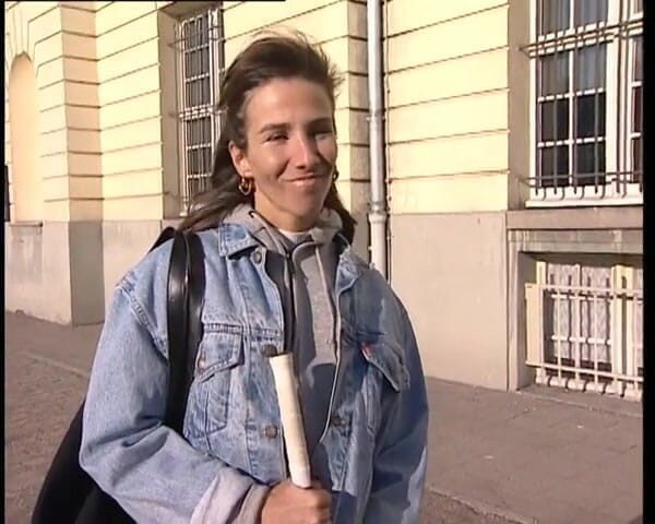 YOUR FIRST PORN: Ich Zeige Euch Var.. - Betty jag ska visa dig nåt......