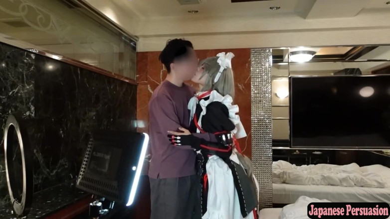 Asian happy ending: Cosplayer with Pure Image Reveals Secret Side, Post-event Mood Turns...
