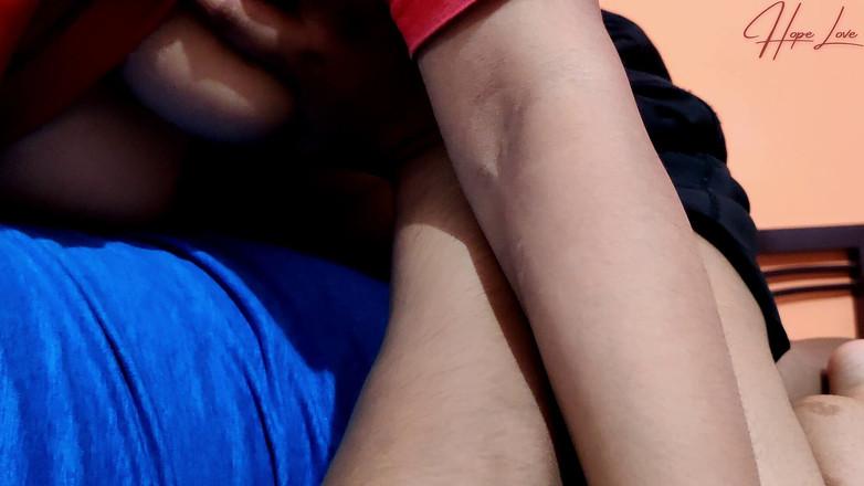 Hope Love: Gadis asia dengan toket besar yang aduhai ini lagi asik...