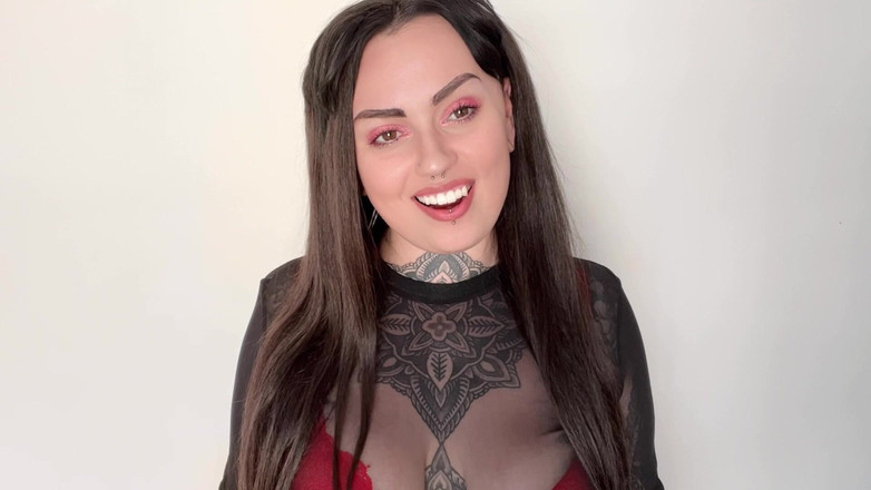 Miss Valentina: La piccola bevitrice di sperma della matrigna