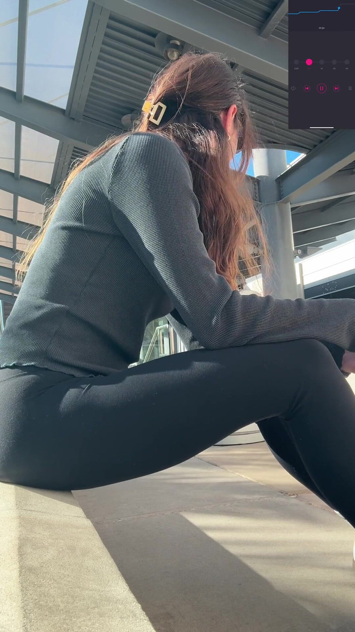 Nadia Foxx: Искать место в торговом центре, чтобы жестко кончить | Оргазм | На улице