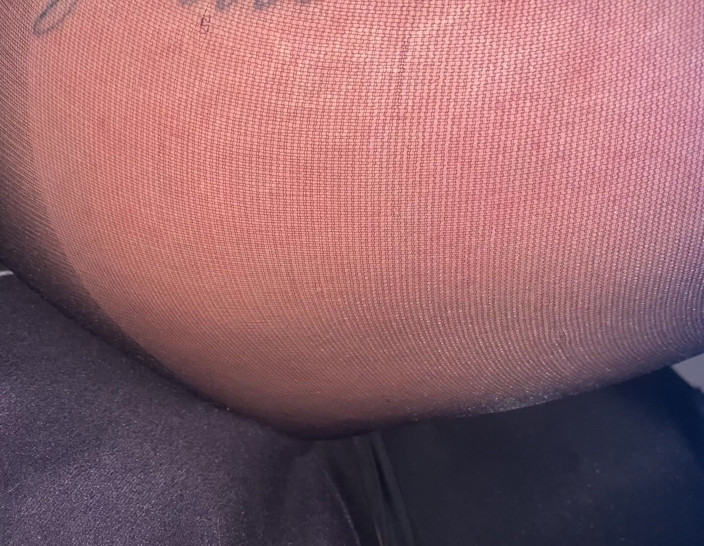 CoppiaCollant: Slave Worships Mistress's Feet