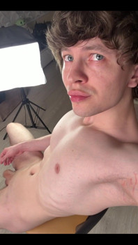 Pleasure After Orgasm, and Still Have Some Impuls in Cock