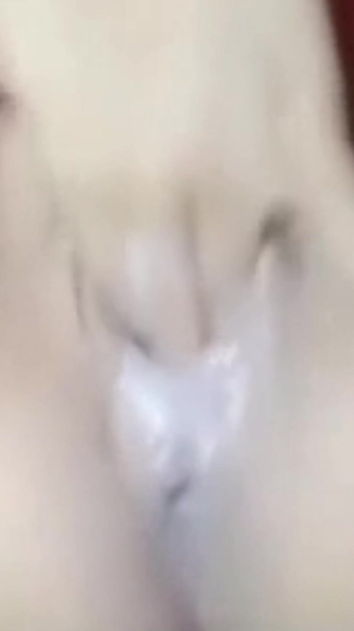 Novita_gemoy: Joacă cu degetele până la potop