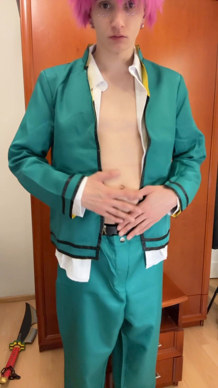 FemmeTwunkie: Should I Do More Sexy Cosplays?
