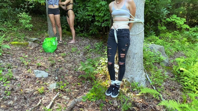 Tied_Tales: Outdoor Escape Challenge