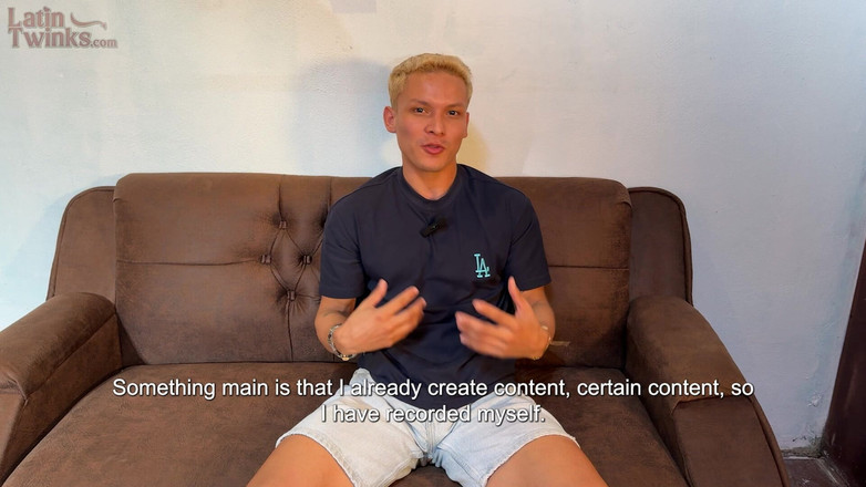 Latin Twinks: Gilbert Moon Breaks in John Bleck on Casting Couch