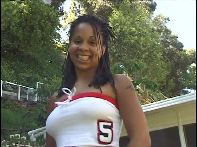 Outdoor pervs: Have a taste of this big black ass