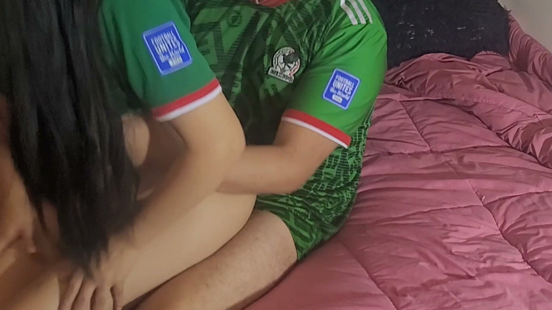 I Fill My Face with Cum After the Match