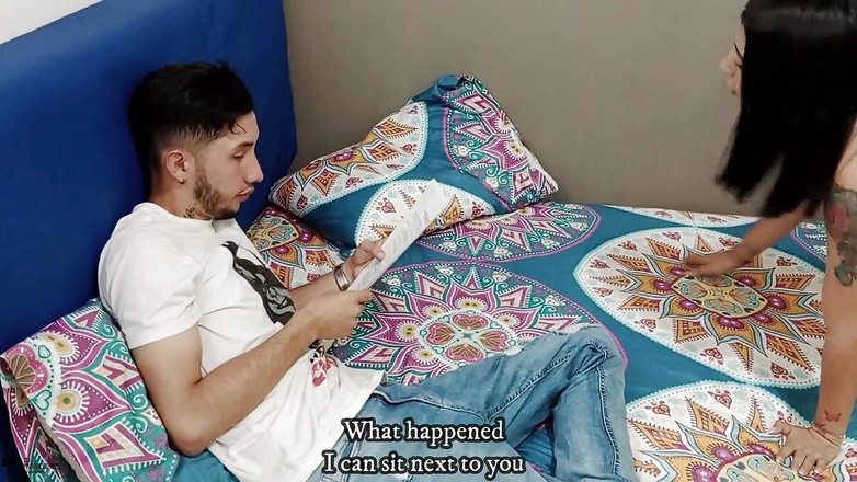 Vayolet: Nevlastní dcera s velkým zadkem dělá Liama nadrženým, takže ji...