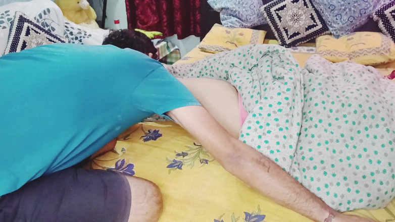 Peiu: पति और पत्नी सर्दियों की शाम का आनंद ले रहे हैं