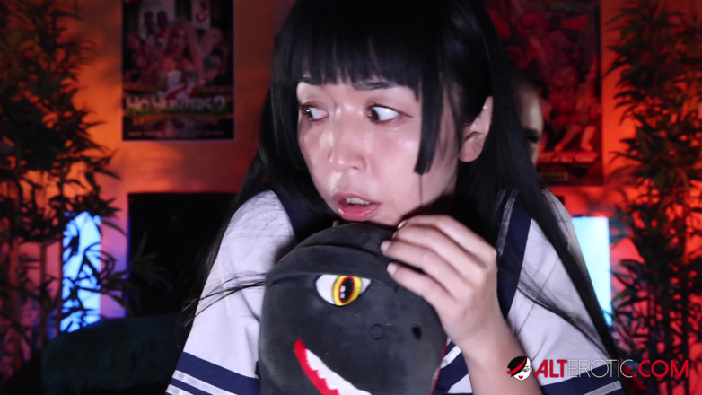 Alt Erotic: Marica Hase and Titi Ramone Watch a Scary Movie