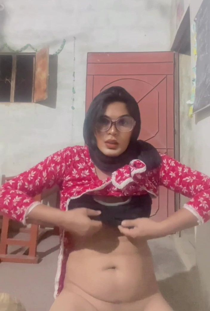 Apple00001: Prosím, čůrání na mě