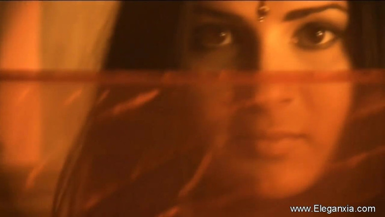 Eleganxia: Indiancă misterioasă