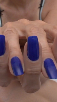 Doigts bleus passionnants etgligee en soie, coaching masturbatoire, Lady Victoria Valente