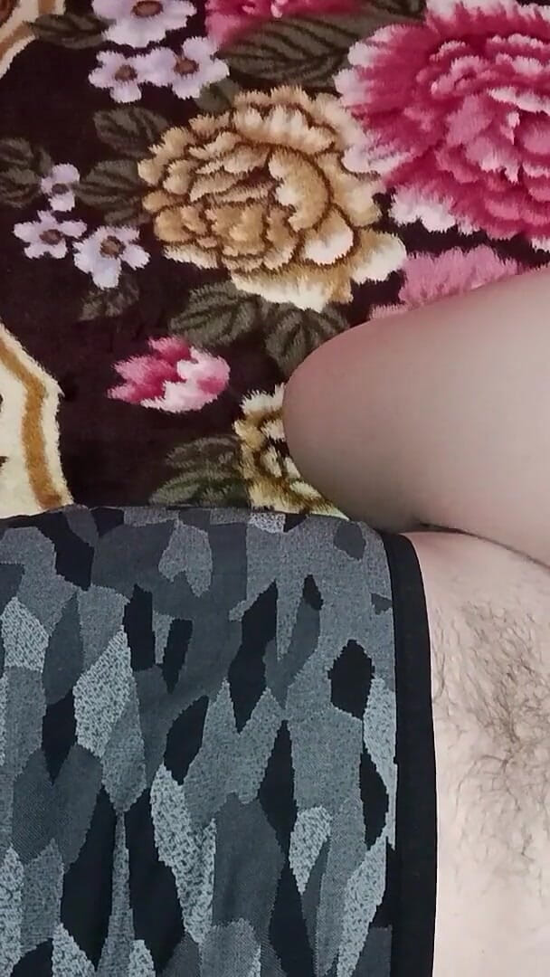 Your Horny Stepmom Is in Your Bed (Alena Coq)