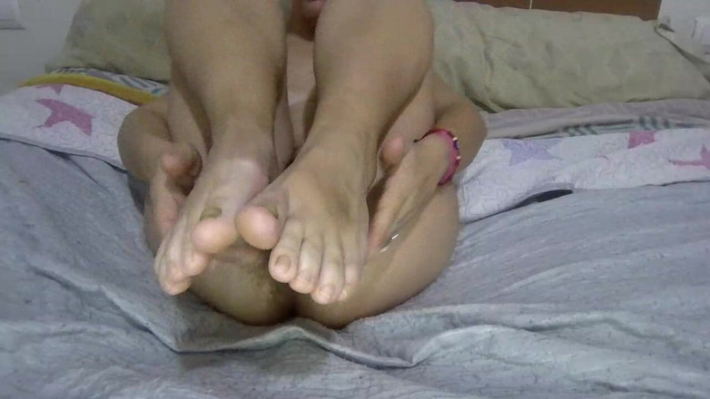 Candelita42: Jugando Con Mis Pies