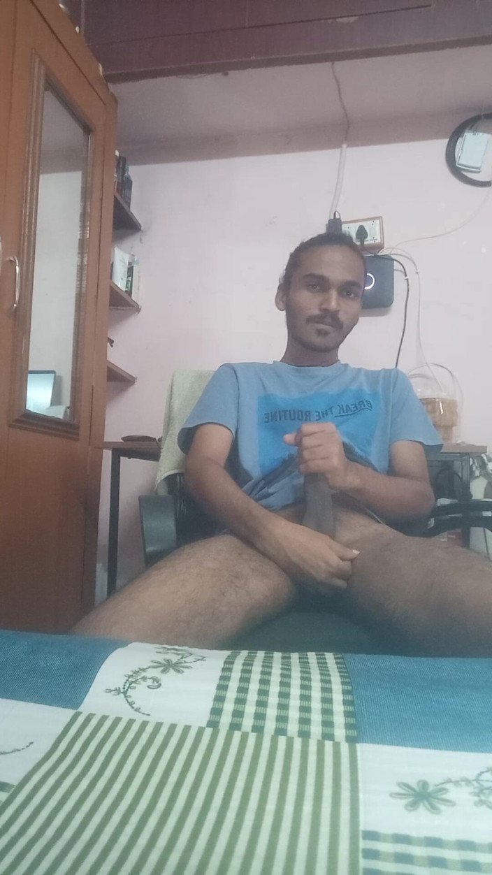 Suhas: Bersendirian Desires melancap