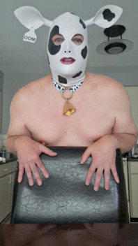 Daddy's Pretty Plump Hucow! Moo!