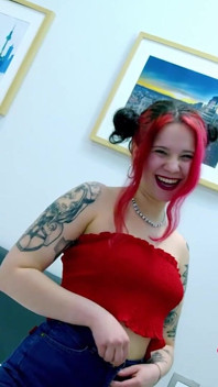 Never Had Interracial Sex, 19-year-old Inna Black Is Now Fucking Two Bbcs, Her First Threesome!