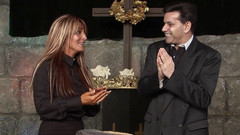 Im Bored lets Orgy: Duchovenstvo také rád pařmuje