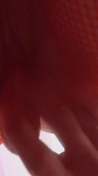Coniglietta rossa vuole una grande carota