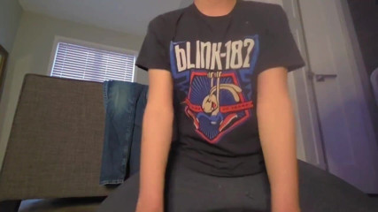 Kinkytwinkpamps: Twink biondo ti riduci lecca e ti bacia
