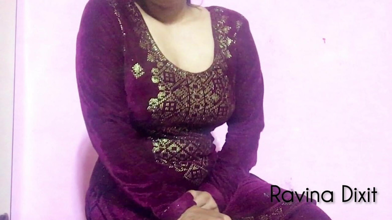 Couple's Diary: Ravina Today晚上的胸部和阴户表演直播