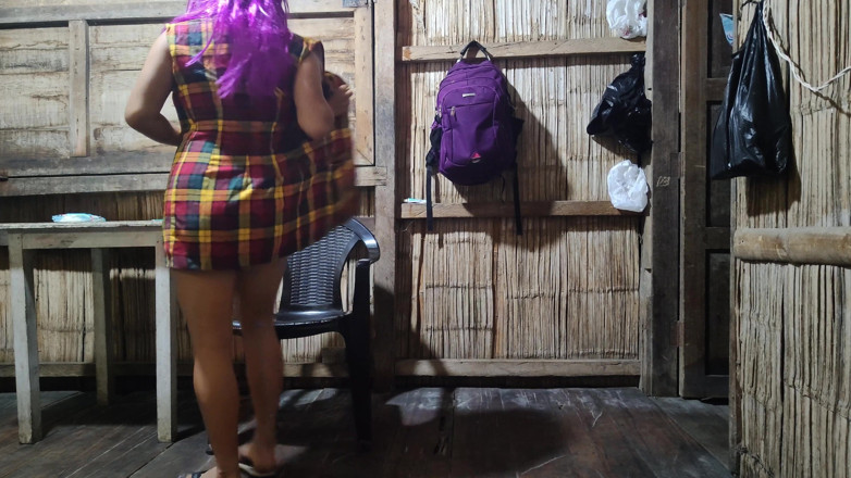 Martin13: Egzotik üvey anne büyük bir hevesle yetişkin içerik dünyasına başlıyor