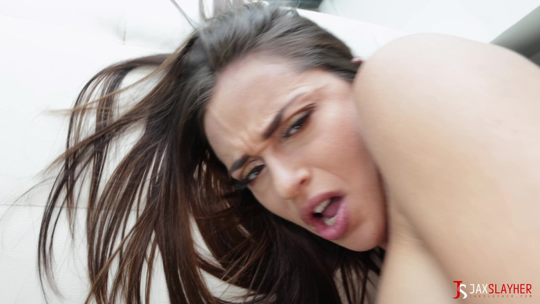 Jax Slayher: アルマーニをスラッティングする