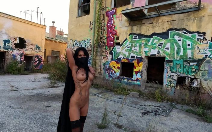 Sexy vanessa: Hårdhänt med smak, Sen, kåt eftersmak