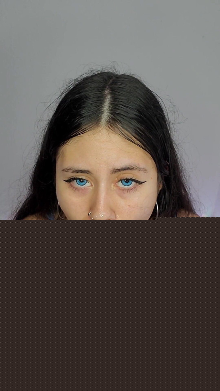 DherlyDoll: Îți sugi pula foarte bine cu Fraze în portugheză!