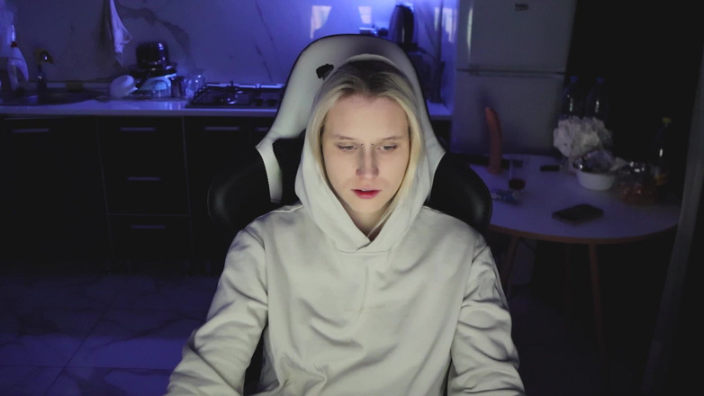 MertyXXX: Perdi meu cinzeiro em casa