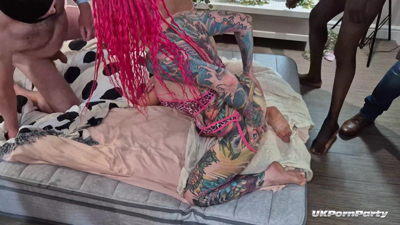 Gangbang team: Gangbang Party in Bristo Anal Special with Piggymouth and Chloe...
