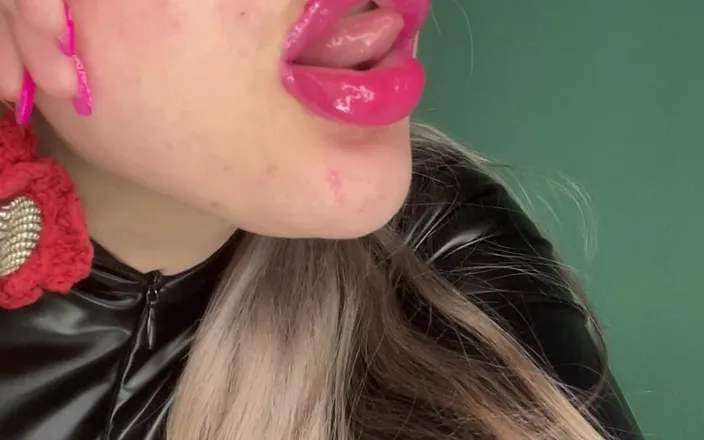 FinDom Goaldigger: Pink Lip Gloss Addiction