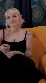 สัมภาษณ์ Naomi Nash Plus เล่นคนเดียว