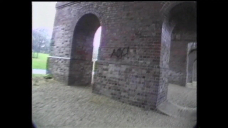 MMV films - The Original: Młoda i słodka nastolatka jedzie dużego twardego kutasa