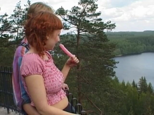 Radical: 금발과 빨간 머리의 놀라운 2 장면