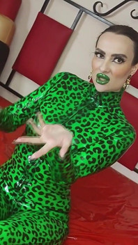 I Seduce You with My Glossy Green Minty Lips and Kisses and Shiny Latex
