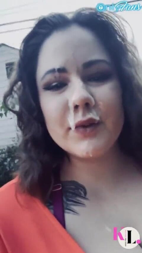 Krislynnxoo: मैं फेशियल करवाता हूं और बाहर टहलने जाता हूं!