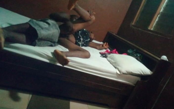 Viporn sex bais: Sexspel mellan ett afrikanskt par