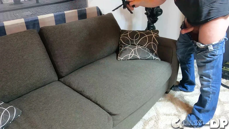 GLASSDP: Une BBW ringarde se déshabille et devient coquine sur mon...