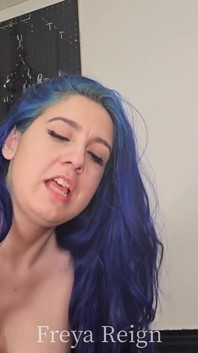 Addestramento di una troia male pov