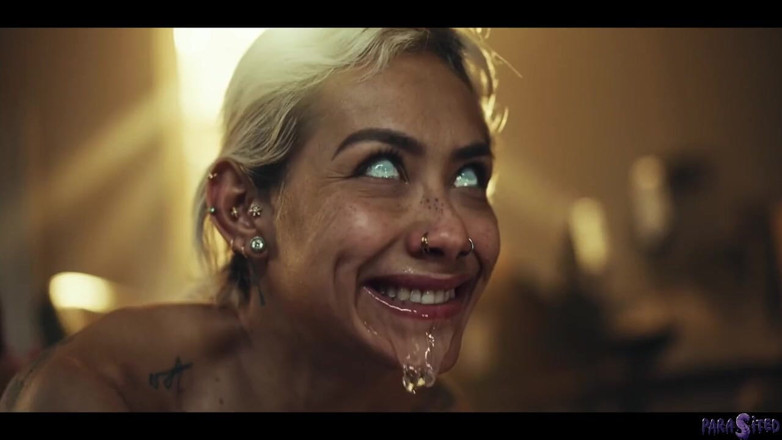 Parasited: Suçüstü yakalandı