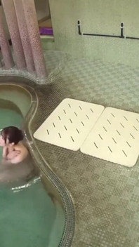 Aphrodisiac горячая родниковая вода нагревает тело до тех пор, пока сдержанность полностью не разваливается, часть 3